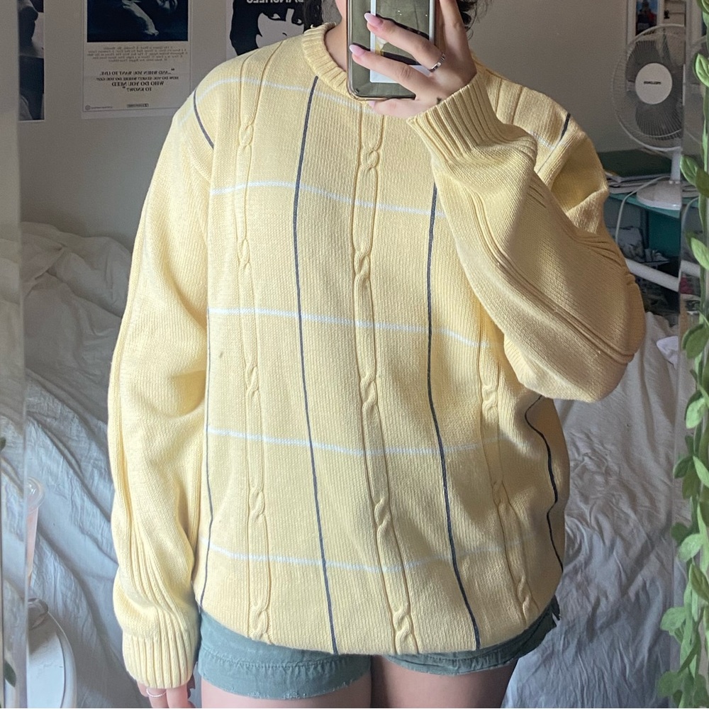 vintage yellow men’s sweater